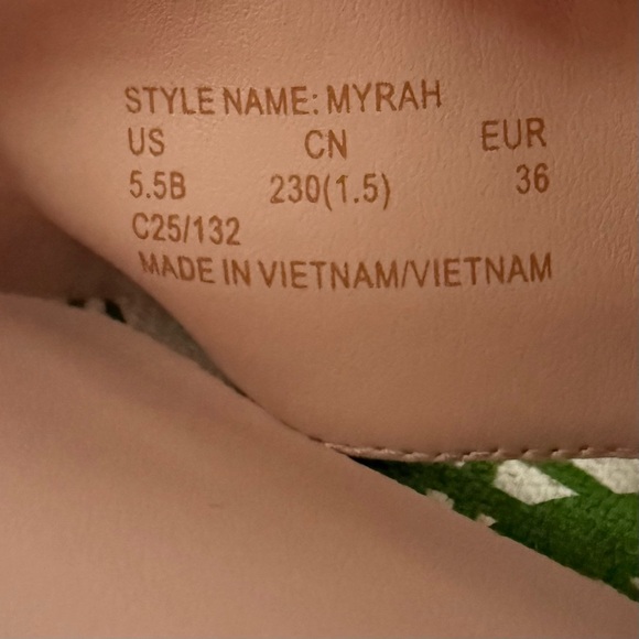 NWOT Women’s Kate Spade Myrah Palm Frond Cork Heel Wedge Open Toe Sandals 5.5 main image 0